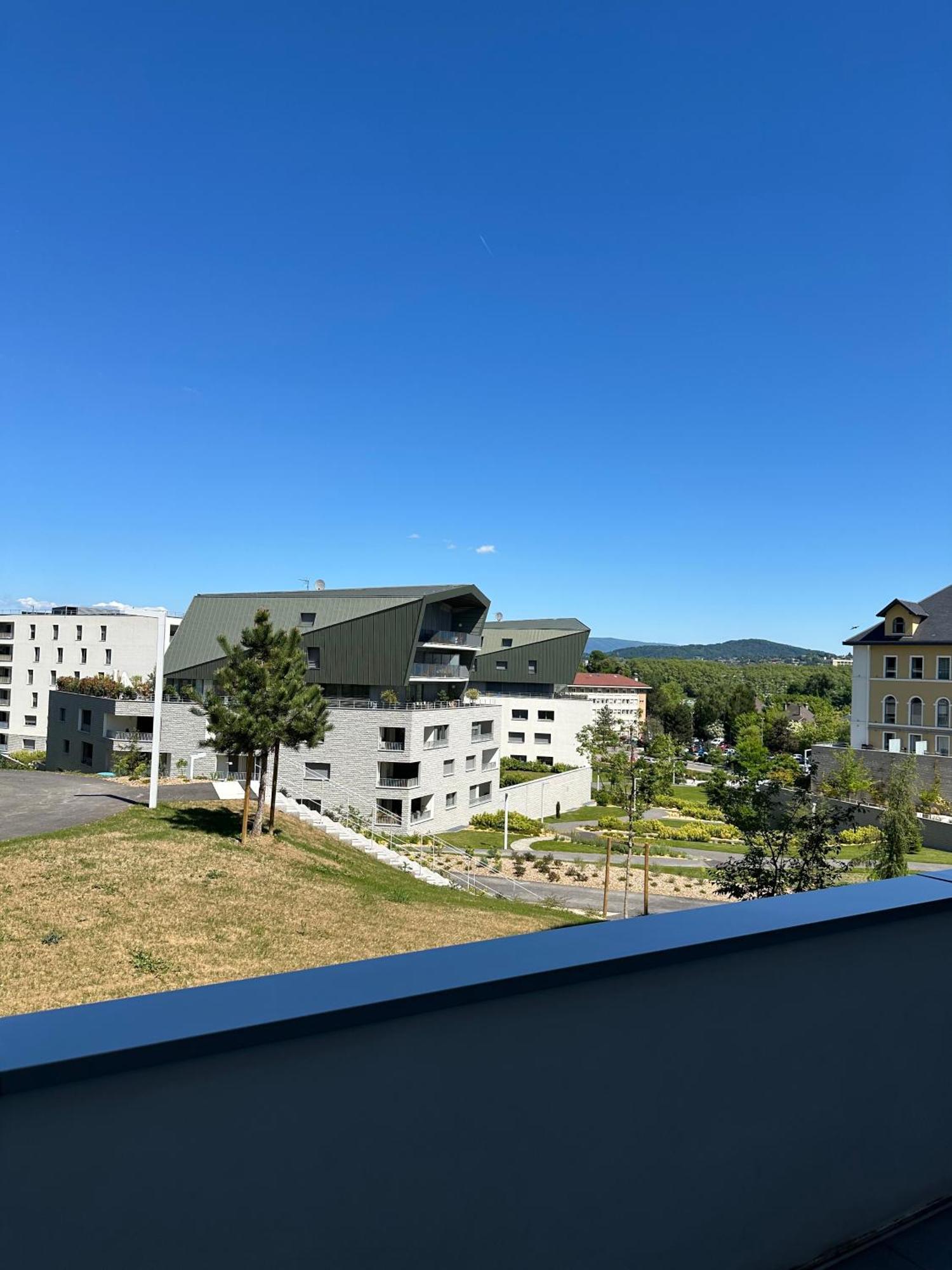A La Belle Quatrieme Etoile Apartman Annecy Kültér fotó